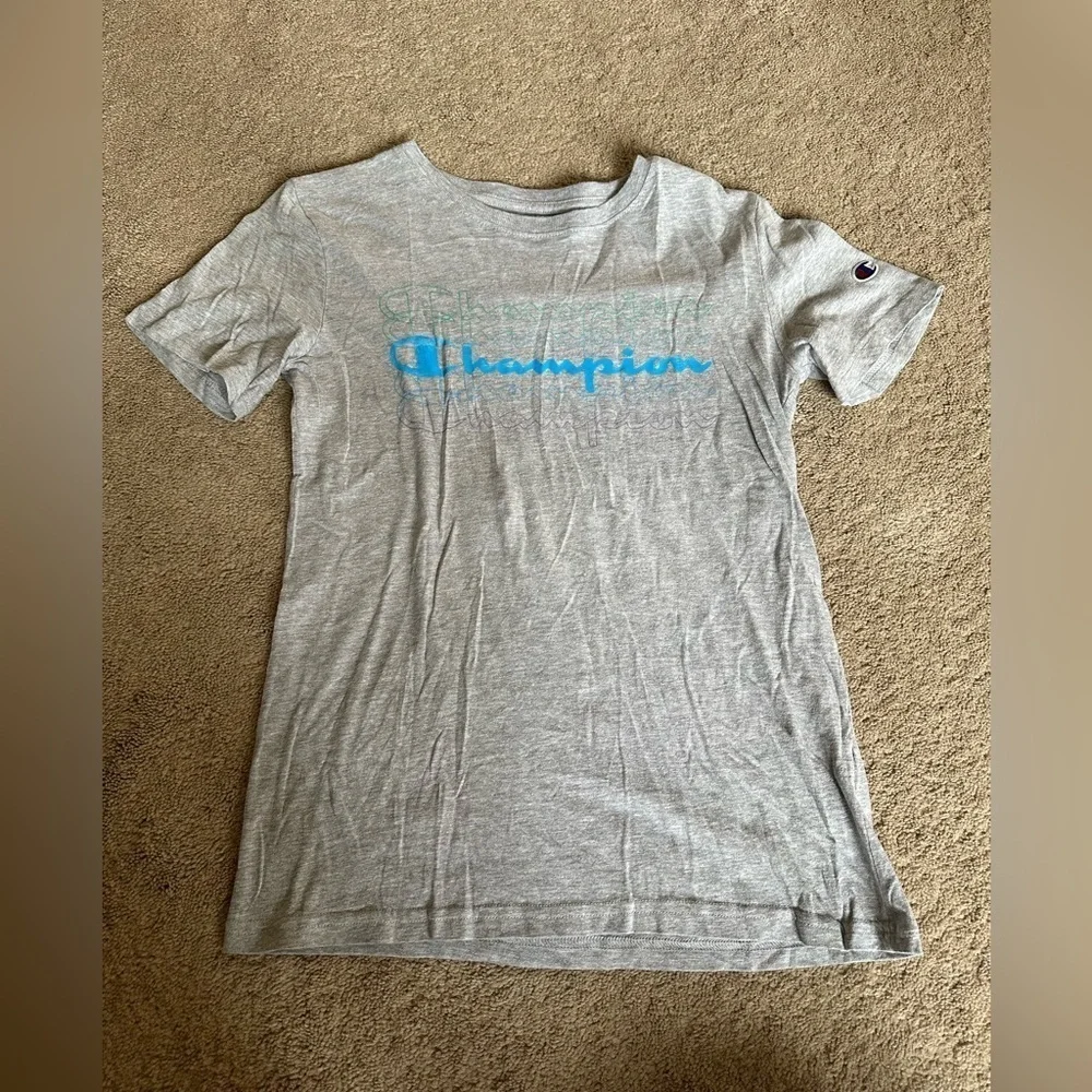 Boys Champion shirt yl